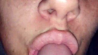 White milf bobs on small cock for blowjob 😏