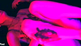 I wanna worship those sexy feet of Bia and Sam 😍