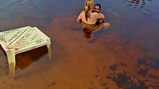 casal aventureiro flagrado fazendo sexo selvagem no mangue