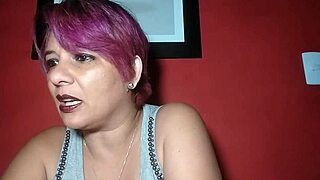 Uma mulher guarda dois segredos: foi arrombada por três homens! 😏