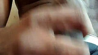 Conversational chat about monster cocks on 2015-07-28