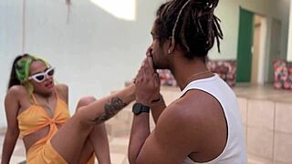 Boyfriend Fucks My Feet Until He Cums