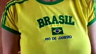 Hot stepmom removes her bra to reveal milky tits for a teasing show