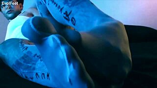 My Feet Love Attention