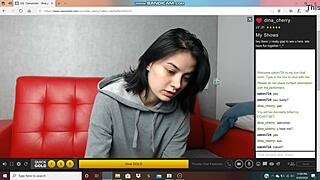 Hot Russian Camgirl Performs Live
