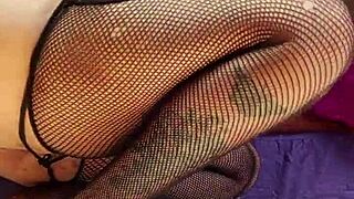 chubby queen 5 twerking in a sexy way