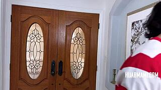 Shy Arab Housewife Fucks David Lee