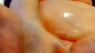 Sexy Oily Chubby Body