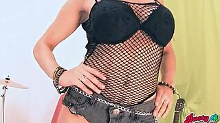 vintage pawg with amazing ass and big boobs in full movie