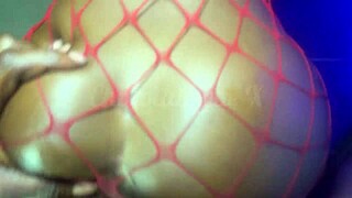 Taking hits from the big dong 😏