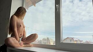 teen squirts while seducing neighbor in public 😏