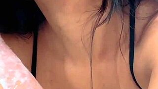 Punheta guiada gemendo gostoso no seu ouvido joi gozei 8x