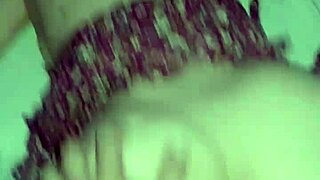 como me encanta cuando me ponen de perrito y me parten en dos con ese monster cock