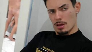 Fomos pegos no flagra pelo amigo do meu marido