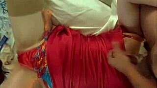 French amateur in satin dress gives deepthroat and rides cowgirl 😍