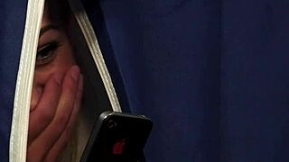 Gorgeous Babe Facialized In CFNM?