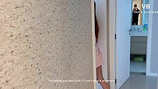 El Cornudo de Mi Marido Se Demoró y Yo Me Follé a Su Mejor Amigo