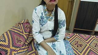 Sauteli mummy se gandi baat or chudai stepson dirty talk by young 18+ stepmom and she is ready to fuck.