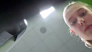 Amateur 18-19 yo with big tits masturbates to extreme squirting outdoors at the gym