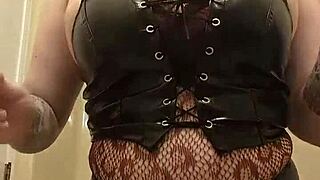 i put lovesense in while putting on makeup