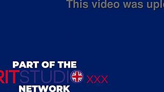 Candice's secret filming of neighbor's oral feast on her teen ass