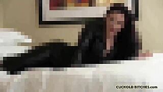 be a good slave and worship your goddess in femdom fetish