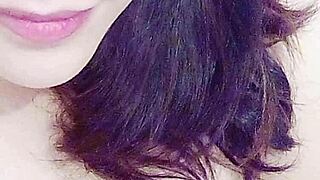 Aurora Estelar Shows Huge Tits For Huntr666