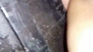 Exploring the house of swing voyeuristically