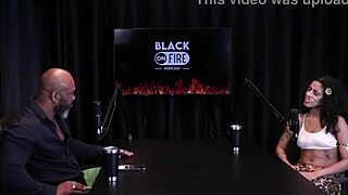 Bibi Hourani is crazy for giving her ass with that vibrator from mom