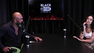 Bibi Hourani is crazy for giving her ass with that vibrator from mom