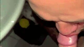 pegação no banheiro da academia 😈