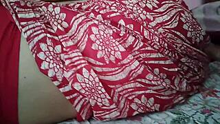 Indian Milf With Big Boobs Fucks Boyfriend Anal