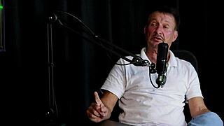 story about andressa urach not paying alimony, going to party, and her daughter's flaws