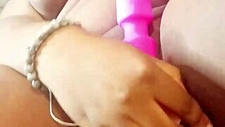 Banging my visiting ex in the bedroom