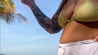 nem percebi que esse shorts esta marcando a minha xota 😏