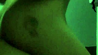 Mexican girl performs sentones on guy