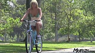 i love this blonde amateur getting doggystyled hard