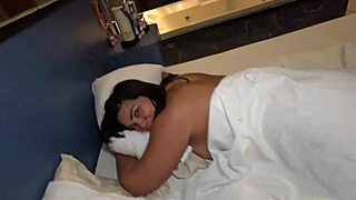 Моя жена пошла с другим парнем в мотель на анал без презерватива?