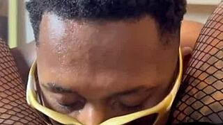 putinha completou 18 anos chamou primo preto pauzudo pra comemorar levou muita rola de presente