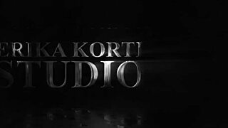 19yo Queen Takes Five Black Cocks.