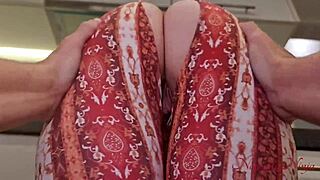 Fucking My Cleaner Lady For An Extra Tip With Squirting