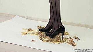 foodcrush a woman steps on a hamburger with stockings in japanese heels fetish