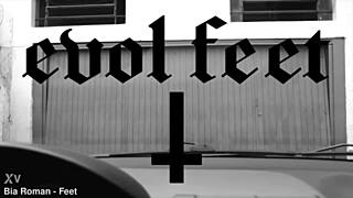 Intense pleasure in threesome with wet pussy gagging and licking.