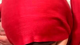 mia niqab's first facial blowjob