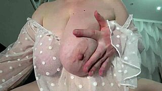Gorgeous Milf's Big Saggy Tits Close-Up