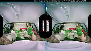 Poison Ivy XXX Cosplay VR: Stunning Evil Redhead Gets Her Pussy SMASHED.