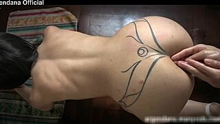 Huge Dildo And Fisting In Anal Action