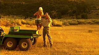Cassie courtland gets handjob fucking 1on1 riding blowjob doggystyle bent over ranch cowgirl on the farm