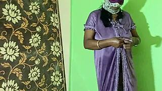 hey wanna see this indian mature flash her tits pussy and ass?