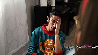 Group dives into sextoys and sympathy with Daisy Fuentes, Juniper Ren, David Lee